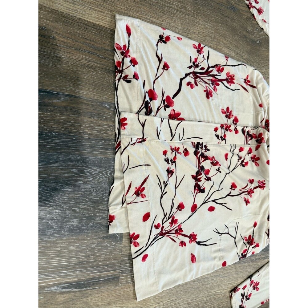 Soma cherry blossom robe small - Picture 4 of 11